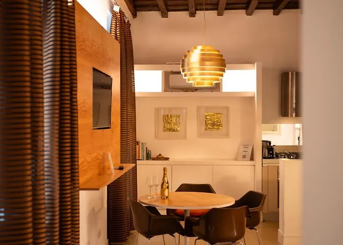 Gold Spanish's Steps Appartement